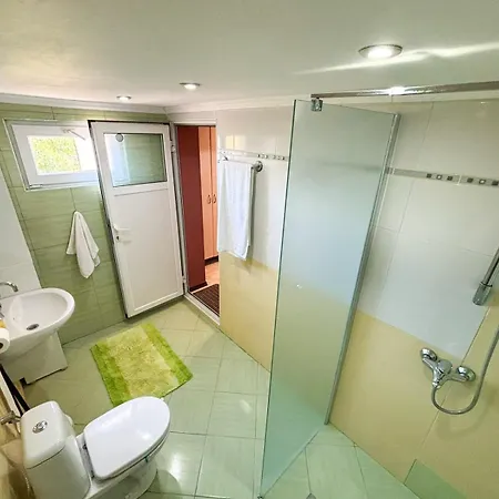 партерен Sunny Garden Apartamento *