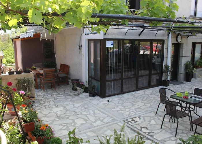 아파트 партерен Sunny Garden