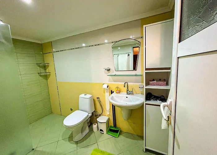 партерно студио Апартамент *